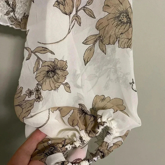 Rose & Olive Sheer Floral Crop Top Ruched Waist Peasant Sleeves New  Size Small - Picture 7 of 10